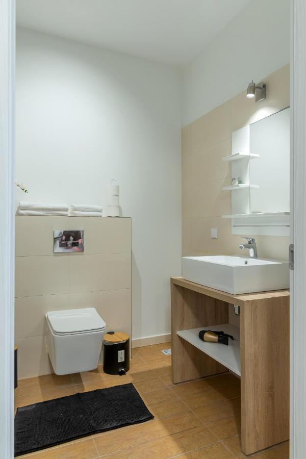 Atlas Unirii: Upscale Flats In The Heart Of Bucharest! Extérieur photo