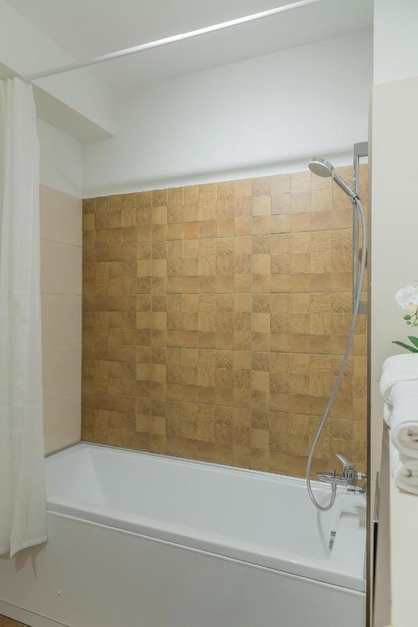 Atlas Unirii: Upscale Flats In The Heart Of Bucharest! Extérieur photo