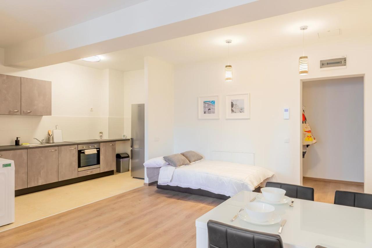 Atlas Unirii: Upscale Flats In The Heart Of Bucharest! Extérieur photo