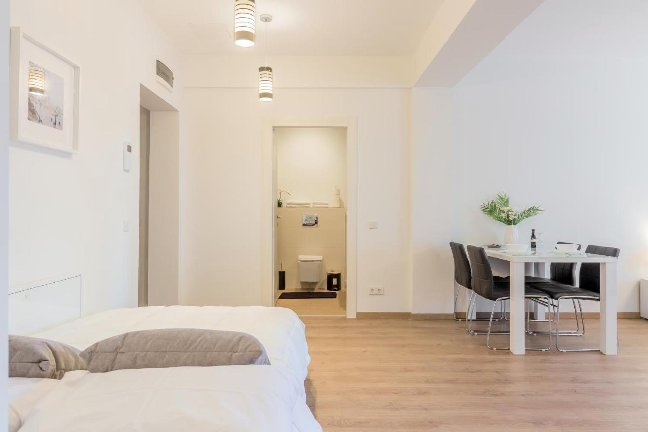 Atlas Unirii: Upscale Flats In The Heart Of Bucharest! Extérieur photo